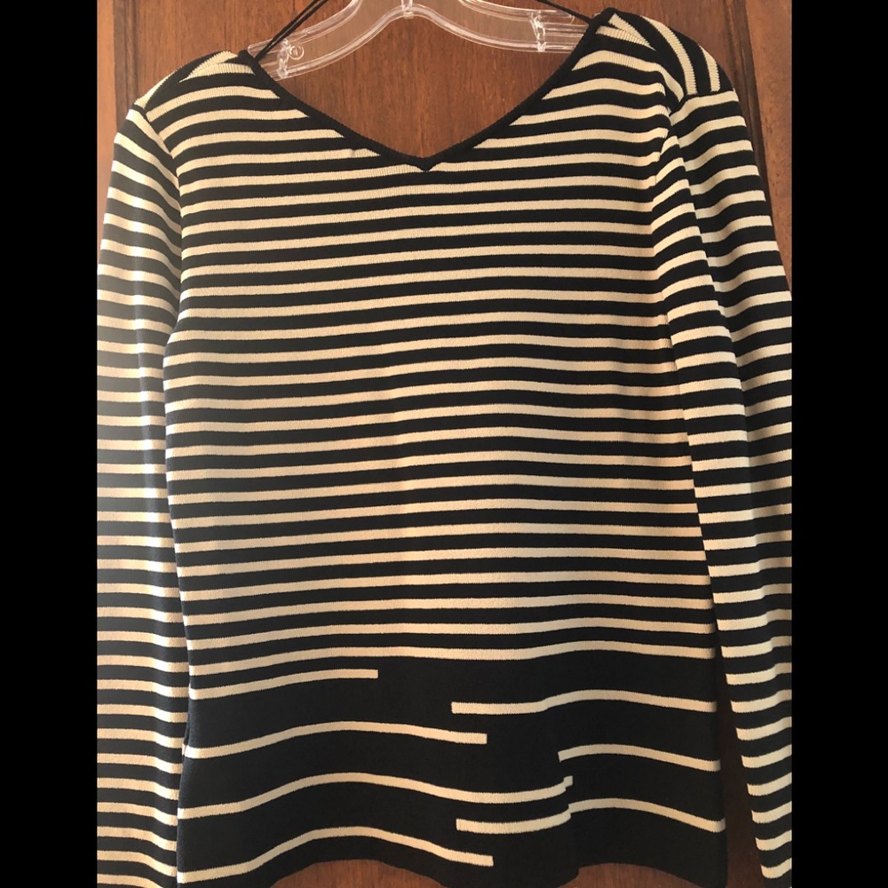 Peter Nygard Knit Top